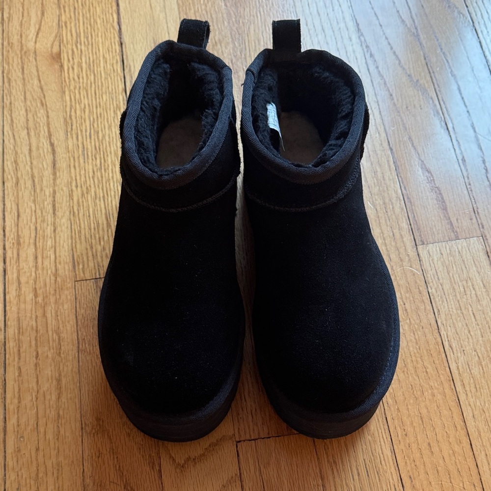 UGG Ultra Mini Platform Boots 7